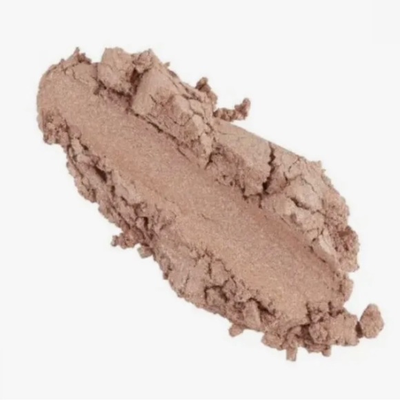 Bellapierre Cosmetics Shimmer Powder in Champagne EYES NAILS BODY HIGHLIGHT - Picture 2 of 3